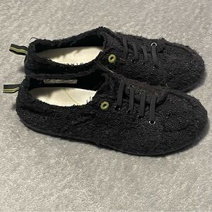 Vionic beach pismo boucle sneakers size 10 black